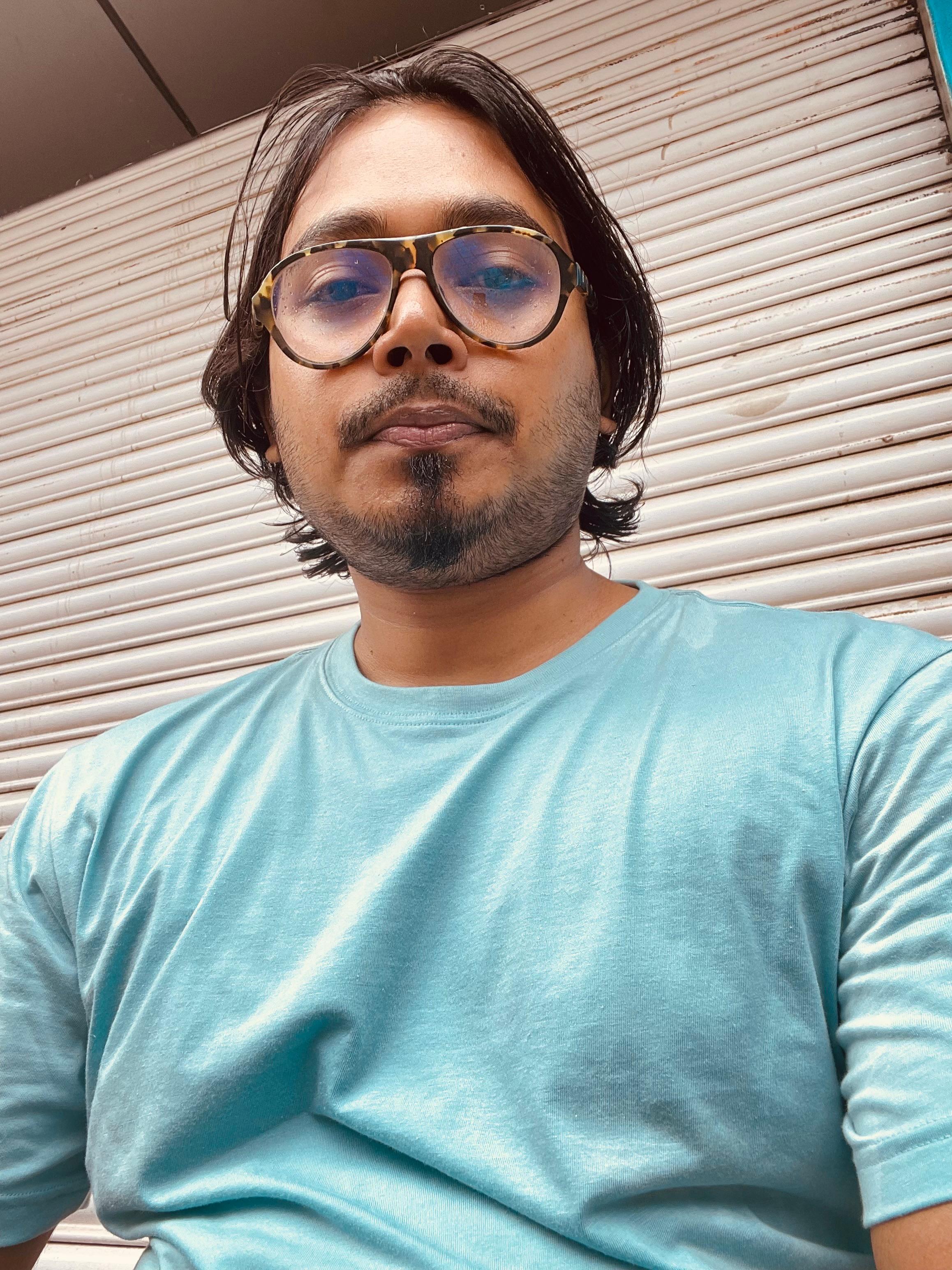 Mukut May Dutta